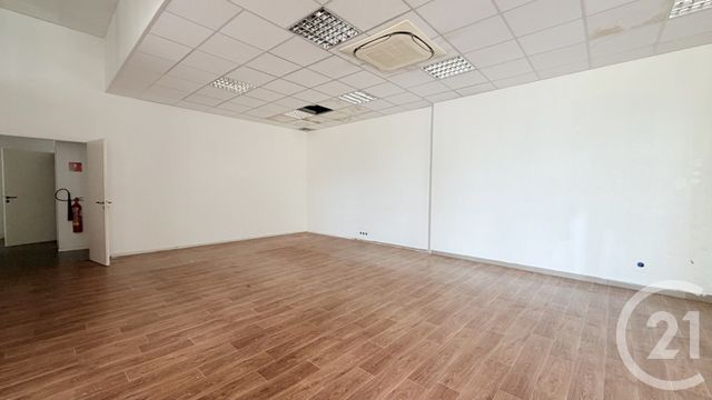 maison à louer - 5 pièces - 316.0 m2 - DAX - 40 - AQUITAINE - Century 21 Glockner