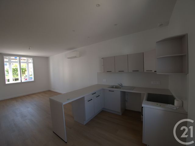 maison à louer - 6 pièces - 97.23 m2 - DAX - 40 - AQUITAINE - Century 21 Glockner