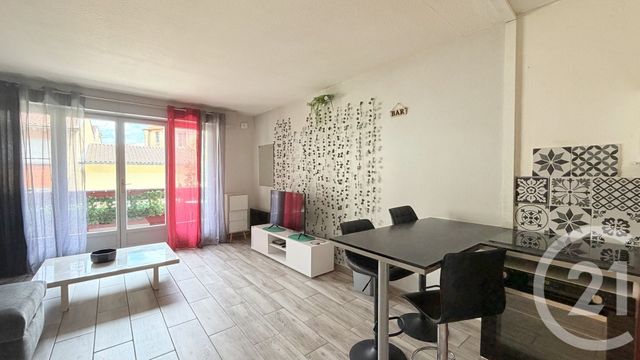 Appartement F1 à louer - 1 pièce - 28.42 m2 - DAX - 40 - AQUITAINE - Century 21 Glockner