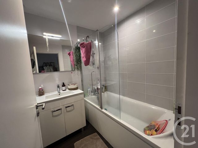 Appartement F3/f4 à vendre - 3 pièces - 78.77 m2 - DAX - 40 - AQUITAINE - Century 21 Glockner