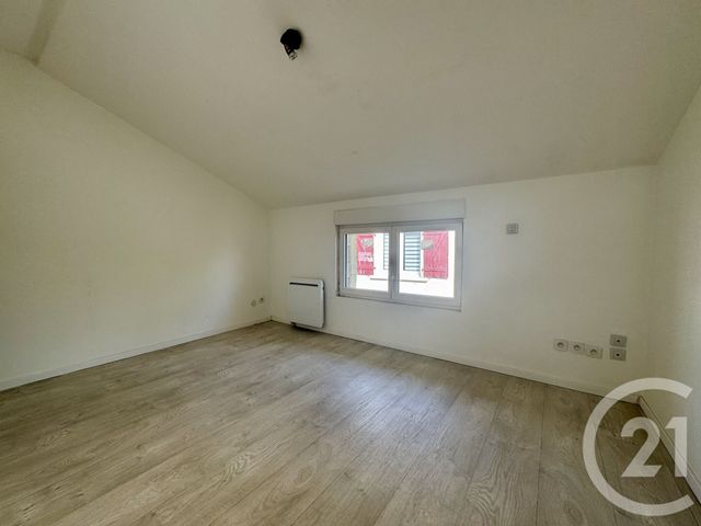 Appartement F3 à louer - 3 pièces - 68.29 m2 - DAX - 40 - AQUITAINE - Century 21 Glockner