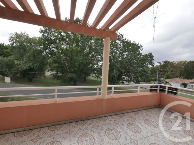 Appartement F3 à louer - 3 pièces - 77.71 m2 - ST PAUL LES DAX - 40 - AQUITAINE - Century 21 Glockner