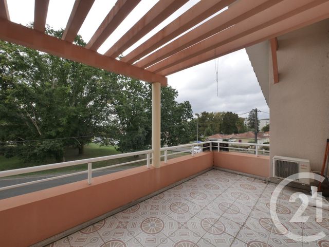 Appartement F3 à louer - 3 pièces - 77.71 m2 - ST PAUL LES DAX - 40 - AQUITAINE - Century 21 Glockner