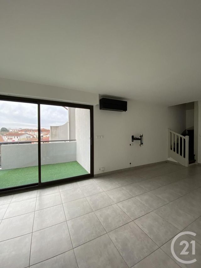 Appartement F3 à louer - 3 pièces - 81.17 m2 - DAX - 40 - AQUITAINE - Century 21 Glockner