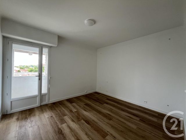 Appartement F3/f4 à louer - 3 pièces - 86.95 m2 - DAX - 40 - AQUITAINE - Century 21 Glockner