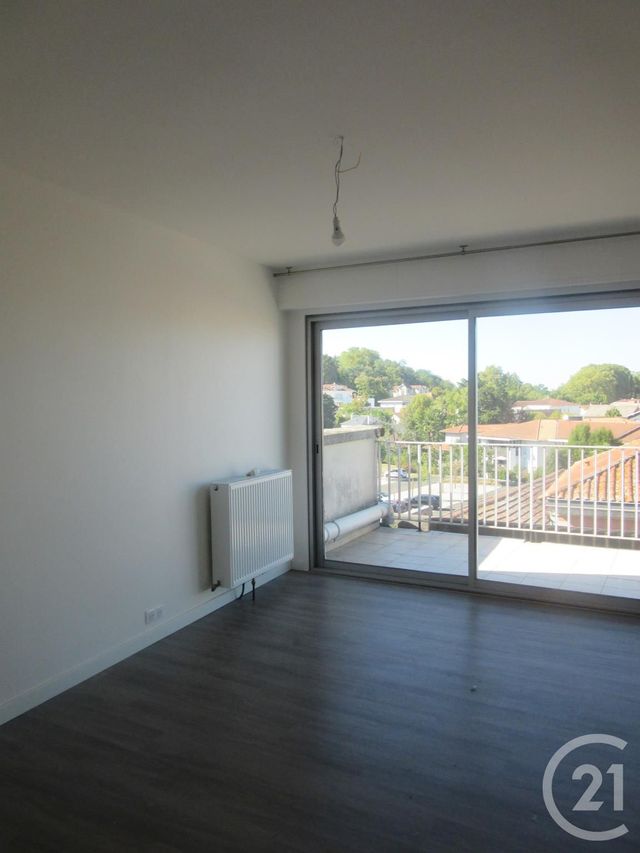 Appartement T2 à louer - 2 pièces - 46.5 m2 - DAX - 40 - AQUITAINE - Century 21 Glockner